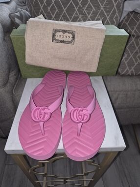 Gucci Pink GG Chevron Rubber Flip Flops - Women's Sandals